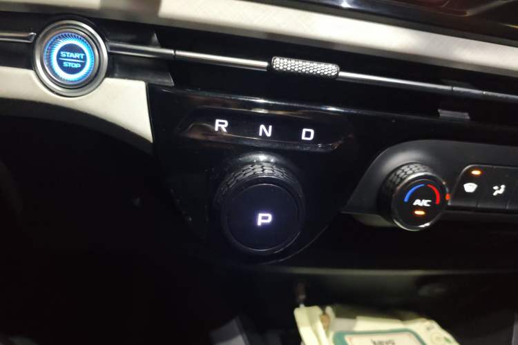 Used Bestune NAT 2022 Enjoy Travel Battery-Swap Version 100kW 401km Gear Lever