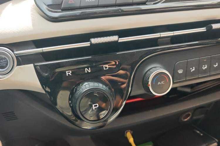 Used Bestune NAT 2022 Enjoy Travel Edition 100kW 419km Gear Lever