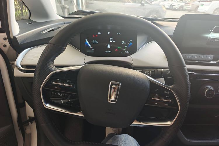 Used Bestune NAT 2022 Comfort Travel Version 100kW 419km Interior 2