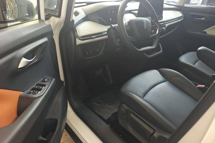 Used Bestune NAT 2022 Comfort Travel Version 100kW 419km Interior 4