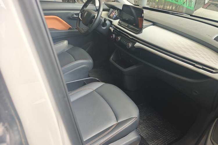 Used Bestune NAT 2022 Comfort Travel Version 100kW 419km Interior 6