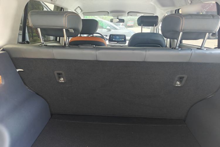 Used Bestune NAT 2022 Comfortable Travel Rental Edition Interior 9