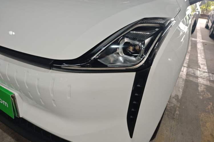 Used Bestune NAT 2022 Comfortable Travel Battery-Swap Version 100kW 401km Left Front Headlight