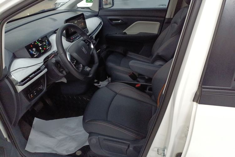 Used Bestune NAT 2022 Enjoy Travel Battery-Swap Version 100kW 401km Left Front Seat