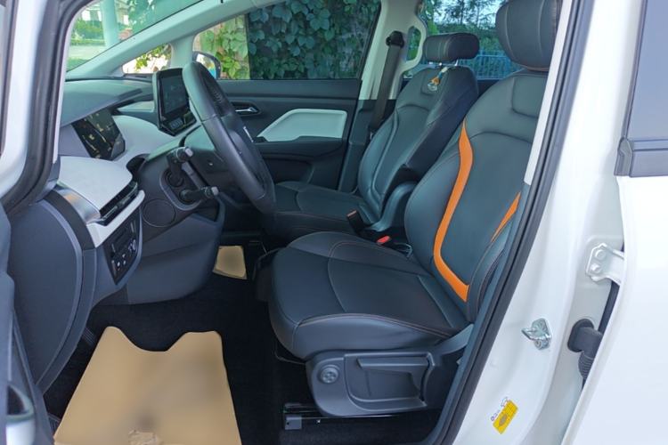 Used Bestune NAT 2022 Enjoy Travel Battery-Swap Version 100kW 401km Left Front Seat