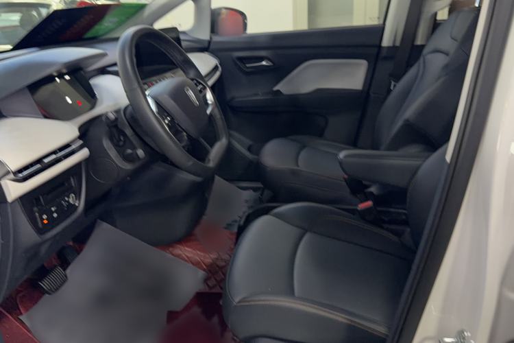 Used Bestune NAT 2022 Comfortable Travel Battery-Swap Version 100kW 414km Left Front Seat