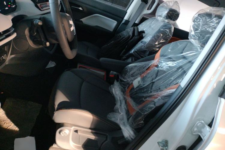 Used Bestune NAT 2022 Comfortable Travel Battery-Swap Version 100kW 414km Left Front Seat