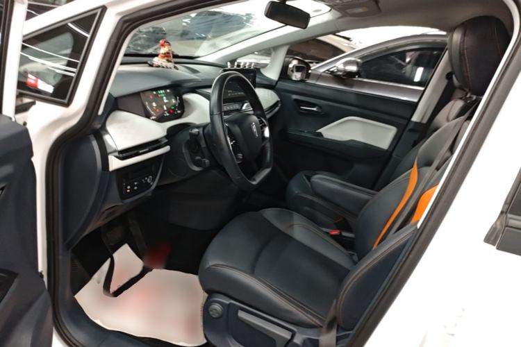 Used Bestune NAT 2022 Enjoy Travel Edition 120kW Left Front Seat