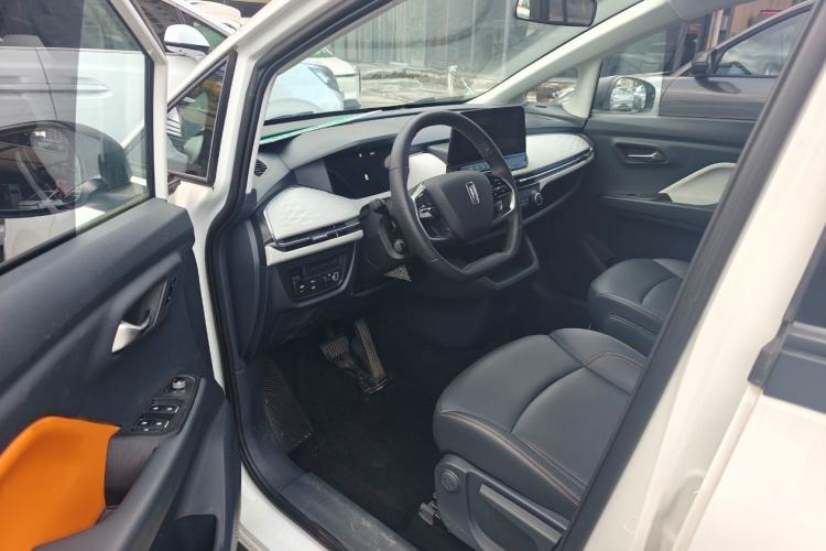 Used Bestune NAT 2022 Comfortable Travel Rental Edition Left Front Seat
