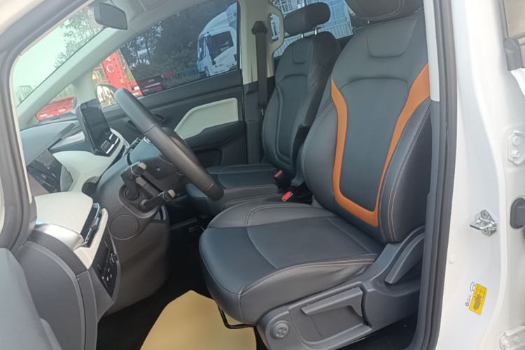 Used Bestune NAT 2022 Comfortable Travel Battery-Swap Version 100kW 401km Left Front Seat