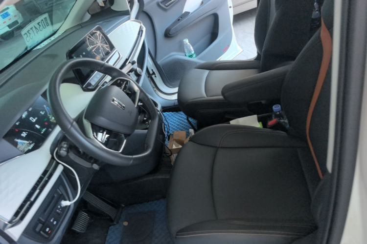 Used Bestune NAT 2022 Enjoy Travel Rental Edition Left Front Seat
