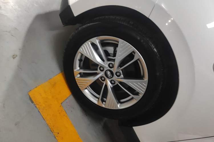 Used Bestune NAT 2022 Enjoy Travel Battery-Swap Version 100kW 401km Left Front Wheel Hub