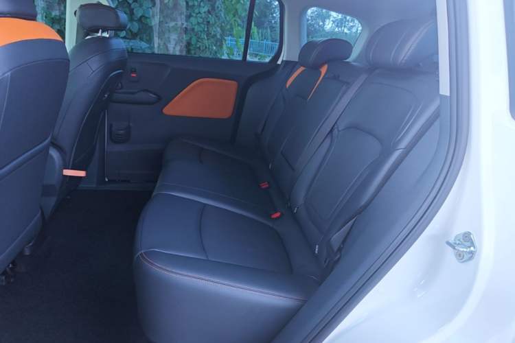 Used Bestune NAT 2022 Enjoy Travel Battery-Swap Version 100kW 401km Left Rear Seat