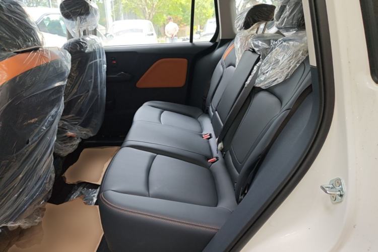 Used Bestune NAT 2022 Comfortable Travel Battery-Swapping Taxi Version Left Rear Seat