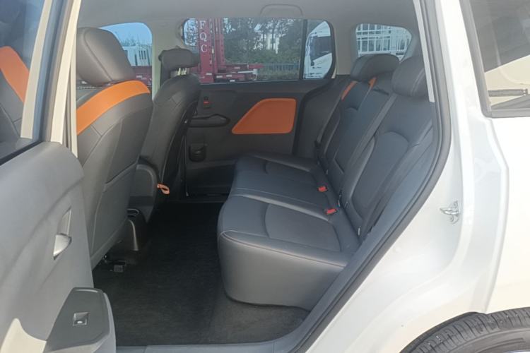 Used Bestune NAT 2022 Comfortable Travel Battery-Swap Version 100kW 401km Left Rear Seat