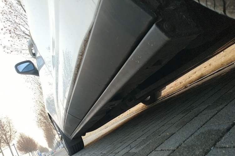 Used Bestune NAT 2022 Enjoy Travel Battery-Swap Version 120kW 401km Left Side Sill