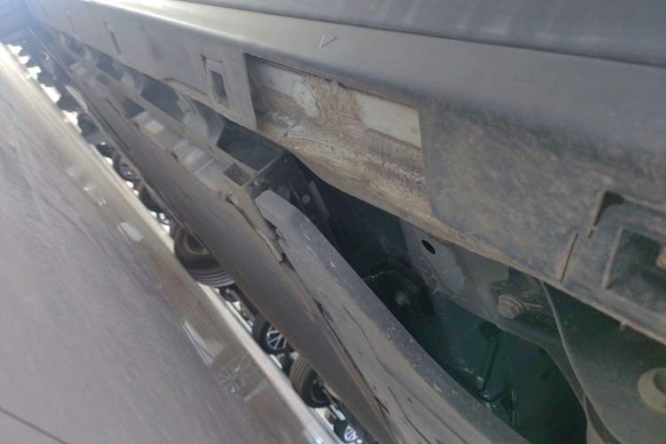Used Bestune NAT 2022 Comfortable Travel Battery-Swap Version 100kW 401km Left Side Sill