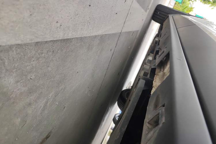 Used Bestune NAT 2022 Comfortable Travel Battery-Swap Version 100kW 401km Left Side Sill