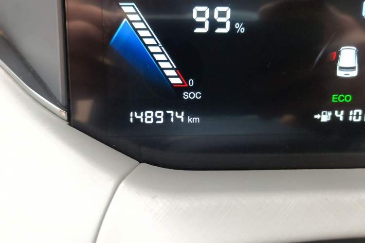 Used Bestune NAT 2022 Comfort Travel Version 100kW 419km Odometer Close Up