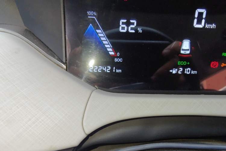 Used Bestune NAT 2022 Enjoy Travel Edition 100kW 419km Odometer Close Up