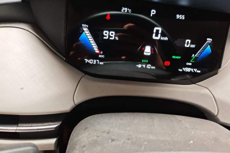 Used Bestune NAT 2022 Comfortable Travel Rental Edition Odometer Close Up