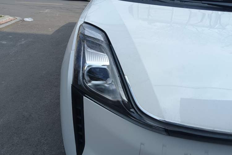 Used Bestune NAT 2022 Comfortable Travel Rental Edition Right Front Headlight