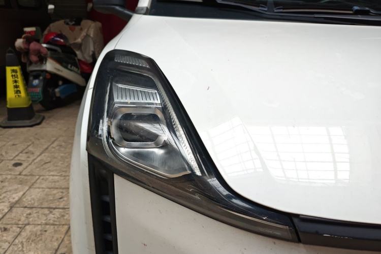 Used Bestune NAT 2022 Comfortable Travel Rental Edition Right Front Headlight