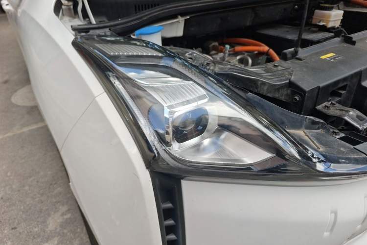 Used Bestune NAT 2022 Comfortable Travel Rental Edition Right Front Headlight