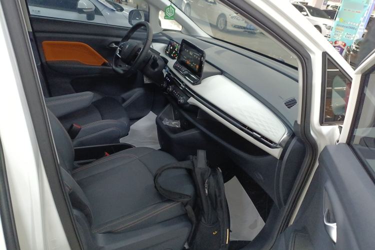 Used Bestune NAT 2022 Enjoy Travel Battery-Swap Version 100kW 401km Right Front Seat