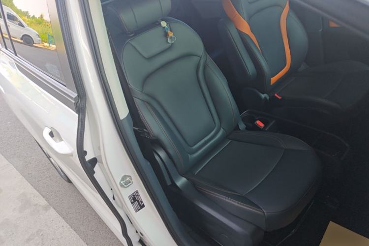Used Bestune NAT 2022 Enjoy Travel Battery-Swap Version 100kW 401km Right Front Seat