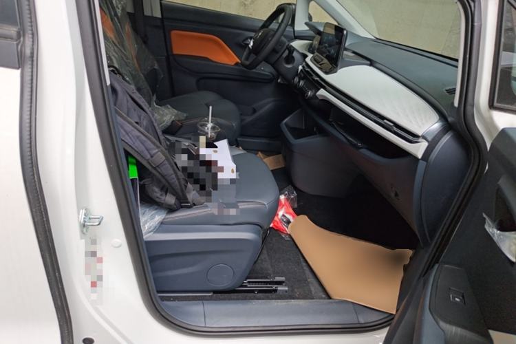 Used Bestune NAT 2022 Comfortable Travel Battery-Swapping Taxi Version Right Front Seat