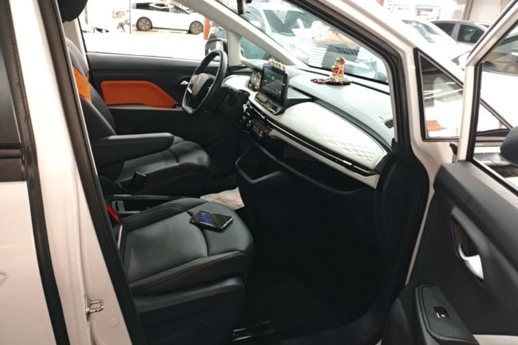 Used Bestune NAT 2022 Enjoy Travel Edition 120kW Right Front Seat