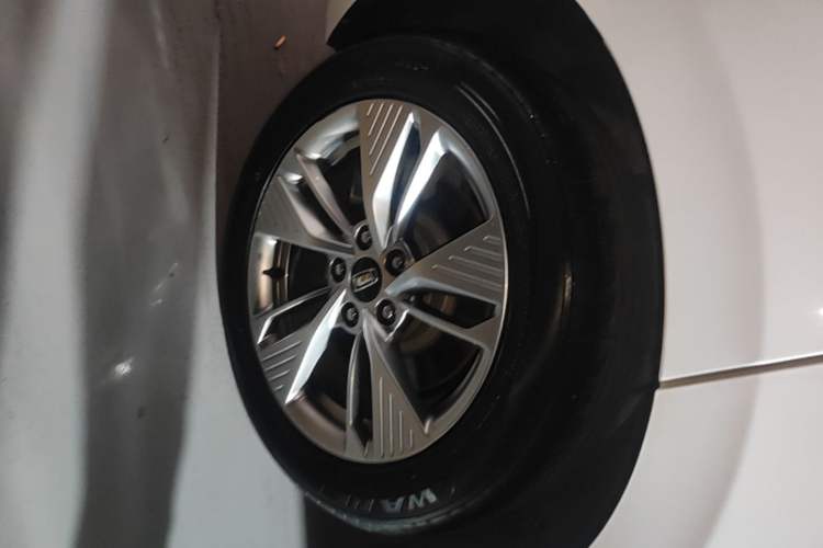 Used Bestune NAT 2022 Enjoy Travel Battery-Swap Version 100kW 401km Right Rear Wheel Hub