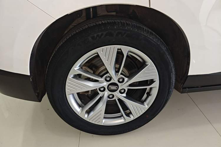 Used Bestune NAT 2022 Comfortable Travel Battery-Swap Version 100kW 401km Right Rear Wheel Hub