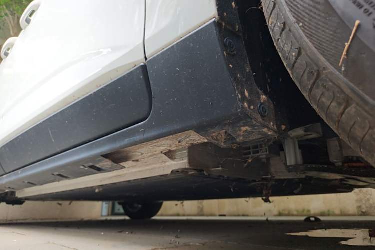 Used Bestune NAT 2022 Comfortable Travel Battery-Swapping Taxi Version Right Side Sill