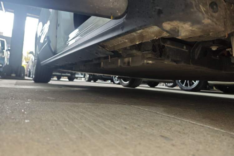 Used Bestune NAT 2022 Comfortable Travel Battery-Swap Version 100kW 401km Right Side Sill