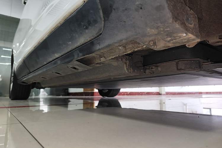 Used Bestune NAT 2022 Comfortable Travel Rental Edition Right Side Sill