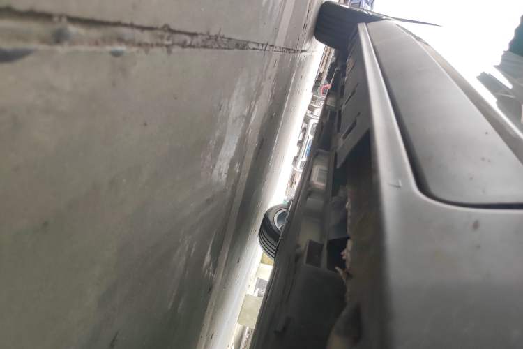 Used Bestune NAT 2022 Comfortable Travel Battery-Swap Version 100kW 401km Right Side Sill