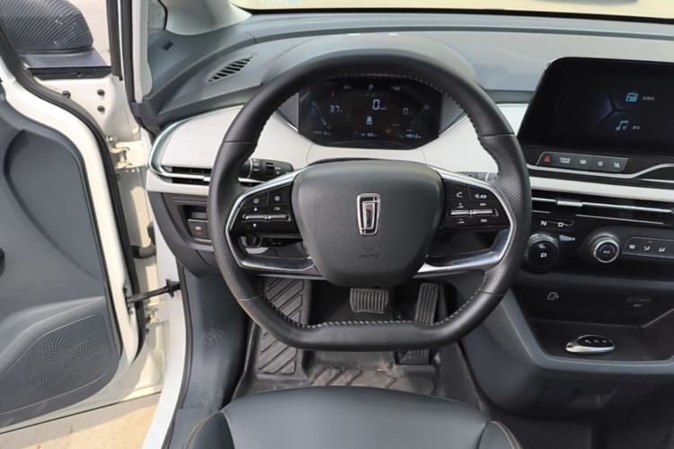 Used Bestune NAT 2022 Comfort Travel Version 100kW 425km Steering Wheel