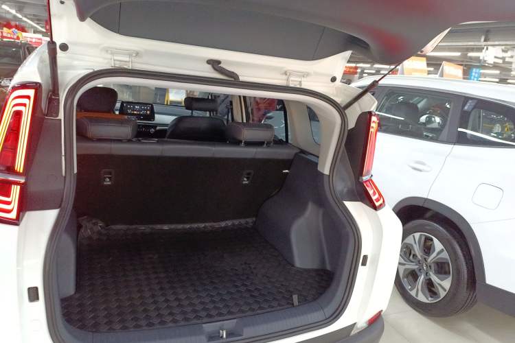 Used Bestune NAT 2022 Enjoy Travel Battery-Swap Version 100kW 401km Trunk