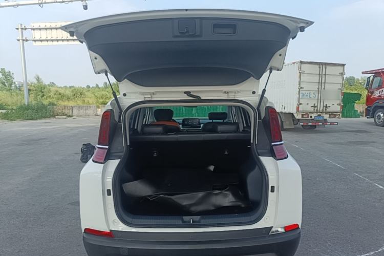 Used Bestune NAT 2022 Comfortable Travel Battery-Swap Version 100kW 401km Trunk