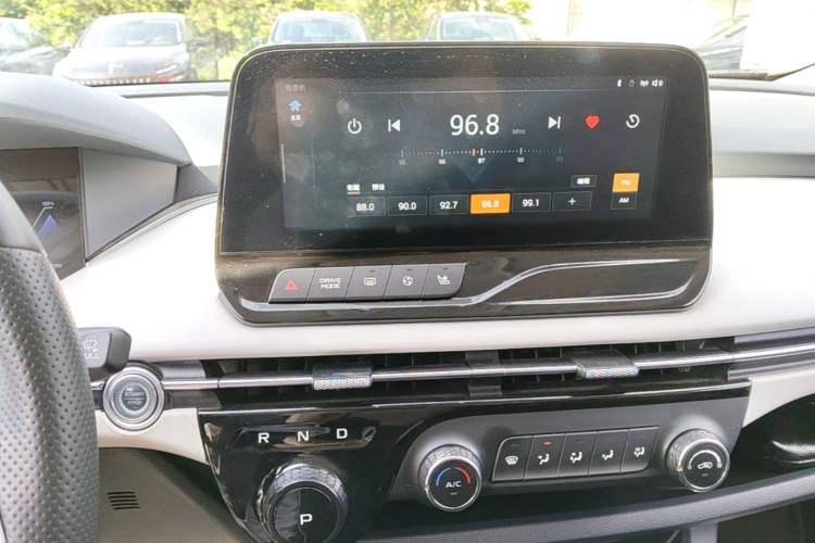 Used Bestune NAT 2023 PRO Comfort Travel Edition 419km Audio And AC Panel