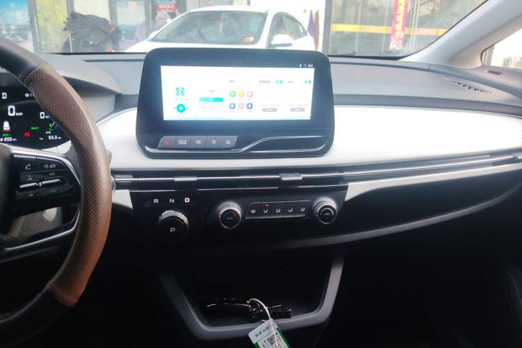 Used Bestune NAT 2023 PRO Comfortable Travel Battery-Swap Version 401km Audio And AC Panel