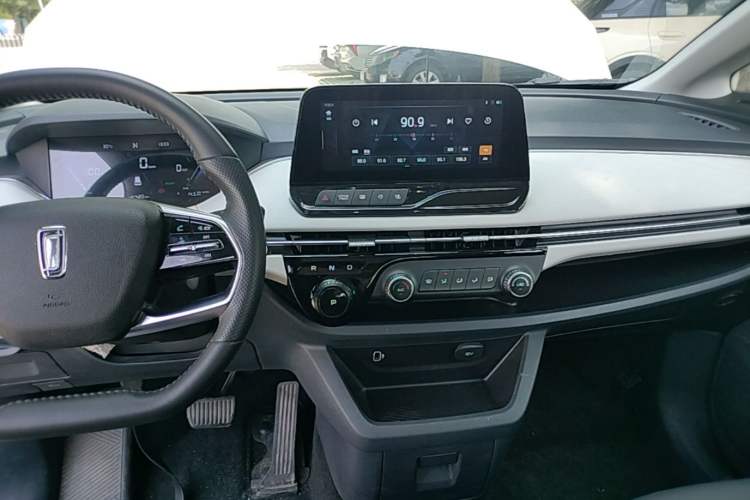 Used Bestune NAT 2023 PRO Comfort Travel Edition 419km Audio And AC Panel