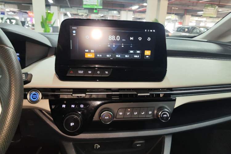 Used Bestune NAT 2023 PRO Comfort Travel Edition 419km Audio And AC Panel