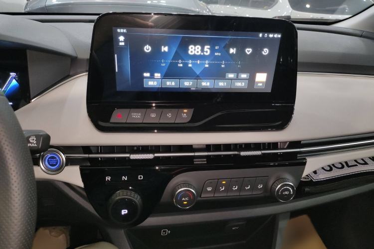 Used Bestune NAT 2023 PRO Comfort Travel Edition 425km Audio And AC Panel