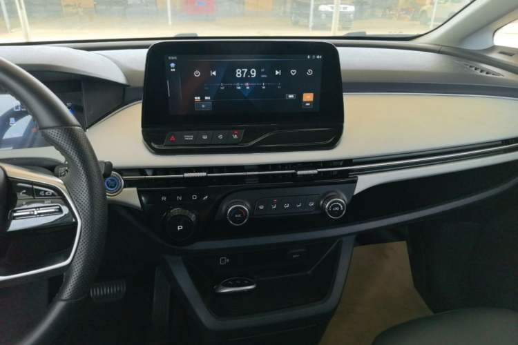 Used Bestune NAT 2023 PRO Comfort Travel Edition 419km Audio And AC Panel
