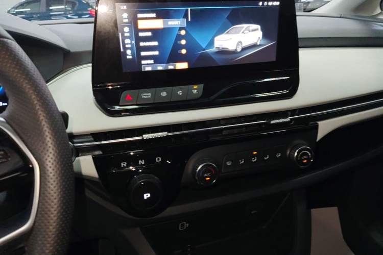 Used Bestune NAT 2023 PRO Comfort Travel Edition 419km Audio And AC Panel