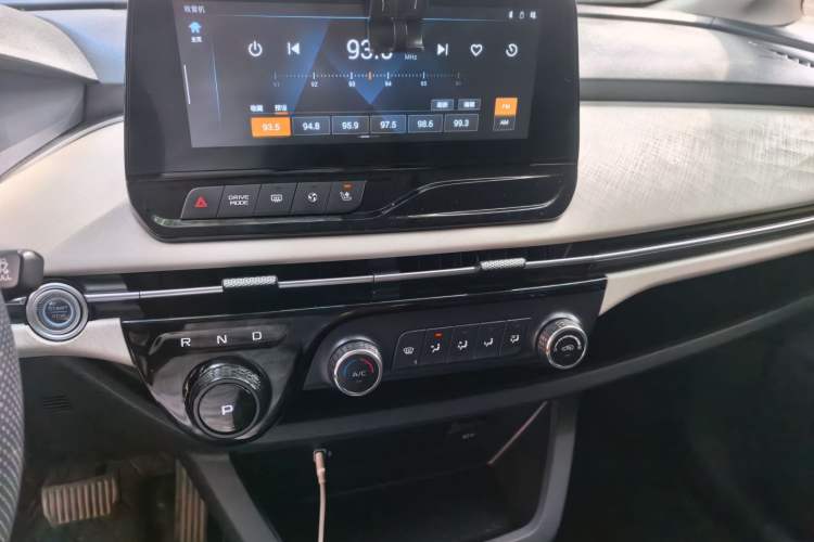 Used Bestune NAT 2023 PRO Comfort Travel Edition 425km Audio And AC Panel