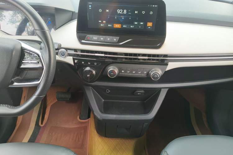 Used Bestune NAT 2023 PRO Enjoy Travel Edition 419km Audio And AC Panel